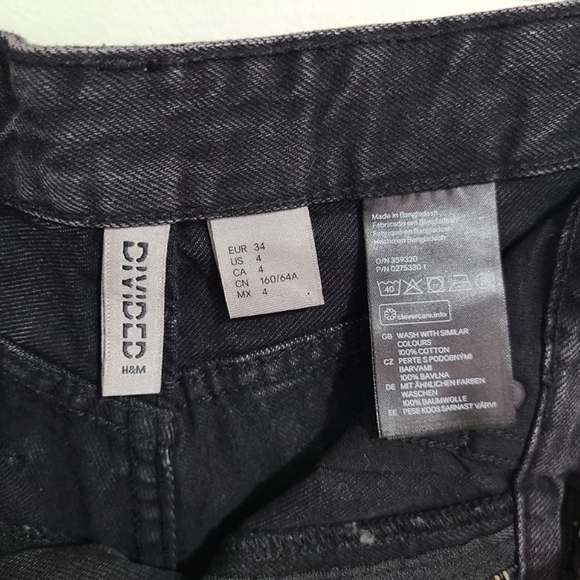 H&M Divided High Waisted Distressed Denim Shorts - Women's US 4 - Picture 4 of 4